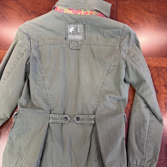 DA NANG Army green inspired jacket - Picture 2 of 4